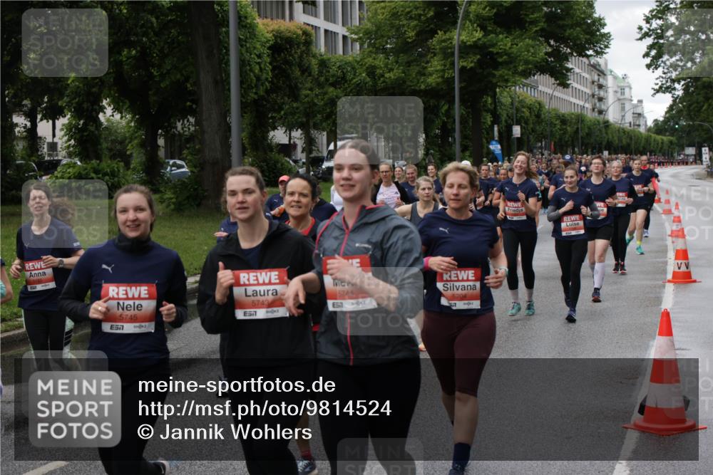 14.06.2026 - REWE Women's Run Jannik Wohlers http://msf.ph/oto/9814524 14.06.2026 10:41:11 Laufen 5745, 7, 5743, 5744, 5204 meine-sportfotos.de