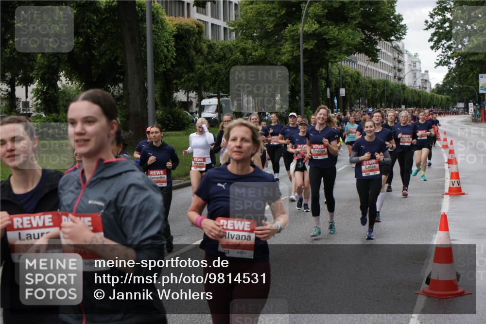 14.06.2026 - REWE Women's Run Jannik Wohlers http://msf.ph/oto/9814531 14.06.2026 10:41:12 Laufen 5744, 5204, 77 meine-sportfotos.de