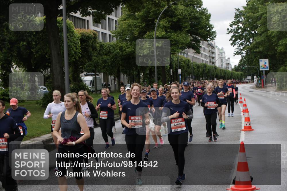 14.06.2026 - REWE Women's Run Jannik Wohlers http://msf.ph/oto/9814542 14.06.2026 10:41:14 Laufen 27, 24, 51 meine-sportfotos.de