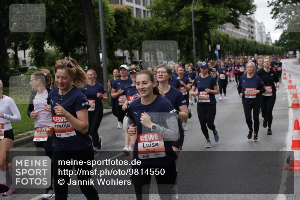 14.06.2026 - REWE Women's Run Jannik Wohlers http://msf.ph/oto/9814550 14.06.2026 10:41:15 Laufen 5062, 604, 7, 5748 meine-sportfotos.de