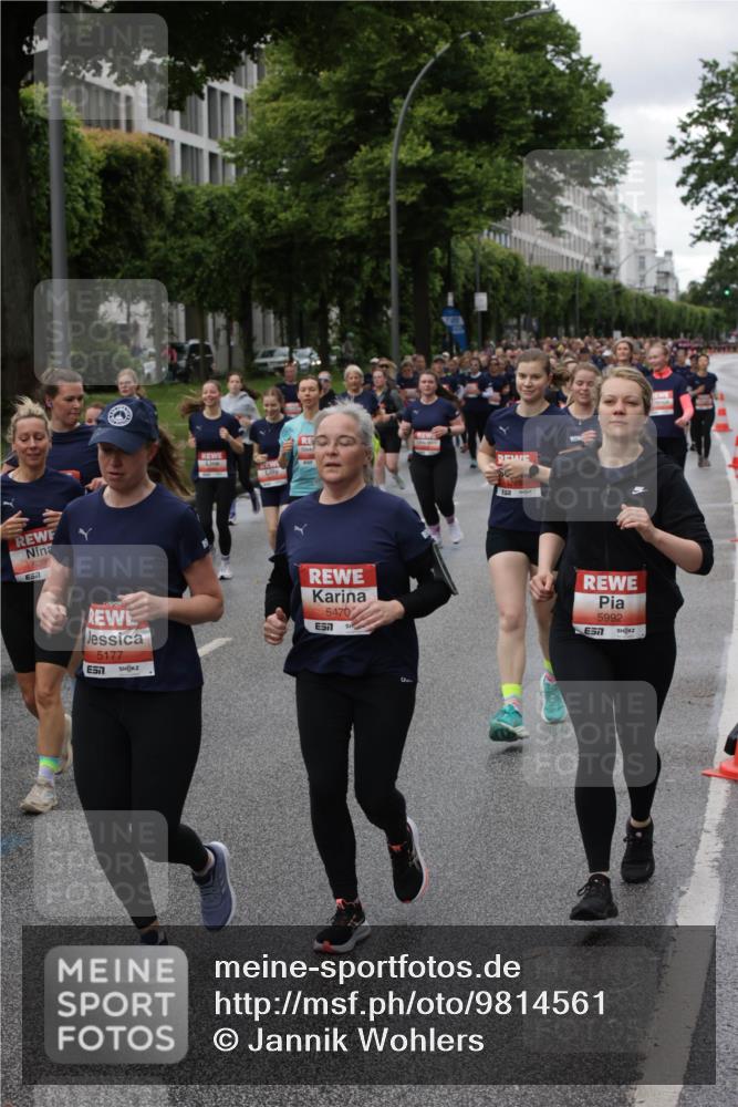 14.06.2026 - REWE Women's Run Jannik Wohlers http://msf.ph/oto/9814561 14.06.2026 10:41:18 Laufen 5295, 5177, 7, 5470, 5992, 7 meine-sportfotos.de