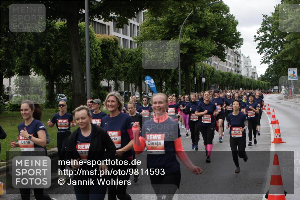 14.06.2026 - REWE Women's Run Jannik Wohlers http://msf.ph/oto/9814593 14.06.2026 10:41:25 Laufen 5522, 657, 1, 00, 616, 6517, 5666 meine-sportfotos.de