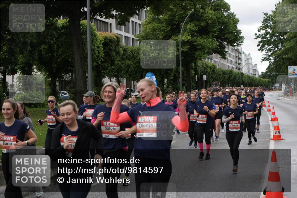 14.06.2026 - REWE Women's Run Jannik Wohlers http://msf.ph/oto/9814597 14.06.2026 10:41:25 Laufen 5522, 57, 6623, 6511, 7, 00, 5566, 517 meine-sportfotos.de