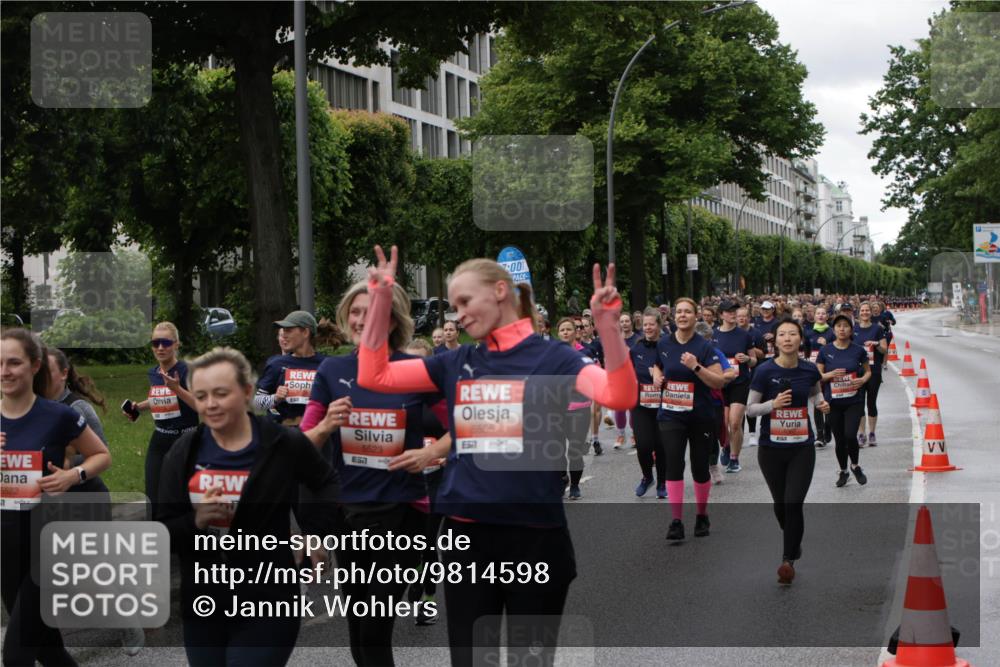 14.06.2026 - REWE Women's Run Jannik Wohlers http://msf.ph/oto/9814598 14.06.2026 10:41:25 Laufen 00, 6666, 2011, 5523, 5522, 57 meine-sportfotos.de