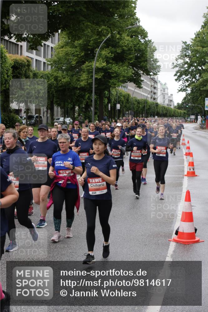14.06.2026 - REWE Women's Run Jannik Wohlers http://msf.ph/oto/9814617 14.06.2026 10:41:29 Laufen 5230, 7, 5897, 657 meine-sportfotos.de
