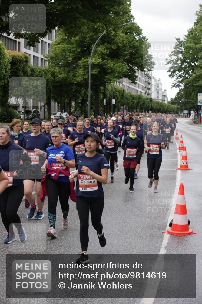 14.06.2026 - REWE Women's Run Jannik Wohlers http://msf.ph/oto/9814619 14.06.2026 10:41:29 Laufen 5897 meine-sportfotos.de