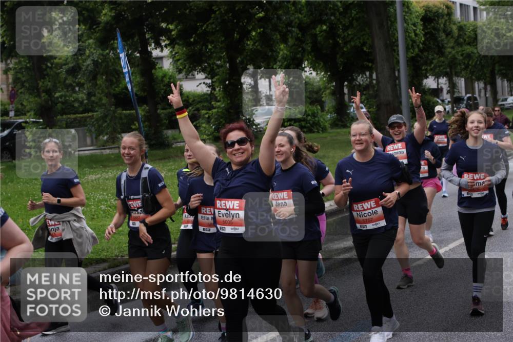14.06.2026 - REWE Women's Run Jannik Wohlers http://msf.ph/oto/9814630 14.06.2026 10:41:32 Laufen 1, 58, 7, 5005, 7, 5757 meine-sportfotos.de