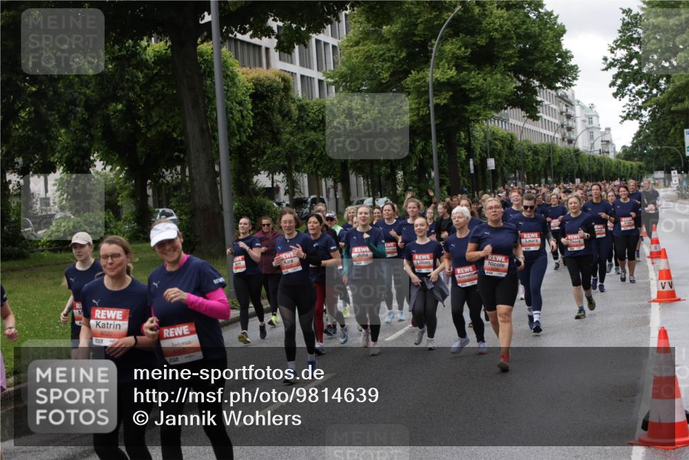 14.06.2026 - REWE Women's Run Jannik Wohlers http://msf.ph/oto/9814639 14.06.2026 10:41:35 Laufen 517, 6022, 6068 meine-sportfotos.de