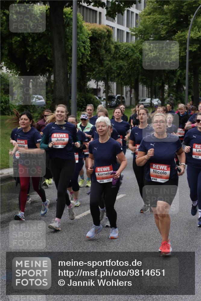14.06.2026 - REWE Women's Run Jannik Wohlers http://msf.ph/oto/9814651 14.06.2026 10:41:37 Laufen 5119, 7, 5221, 57, 5236, 7 meine-sportfotos.de