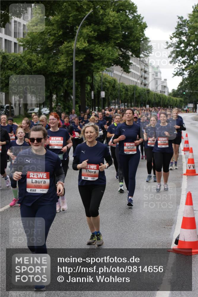14.06.2026 - REWE Women's Run Jannik Wohlers http://msf.ph/oto/9814656 14.06.2026 10:41:38 Laufen 5203, 7, 5206, 57, 5232 meine-sportfotos.de