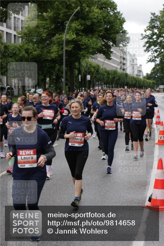 14.06.2026 - REWE Women's Run Jannik Wohlers http://msf.ph/oto/9814658 14.06.2026 10:41:38 Laufen 5203, 7, 5232 meine-sportfotos.de