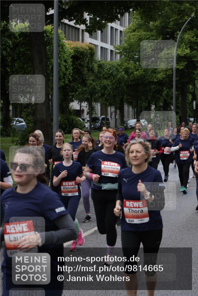 14.06.2026 - REWE Women's Run Jannik Wohlers http://msf.ph/oto/9814665 14.06.2026 10:41:39 Laufen 5808, 5206, 5232 meine-sportfotos.de