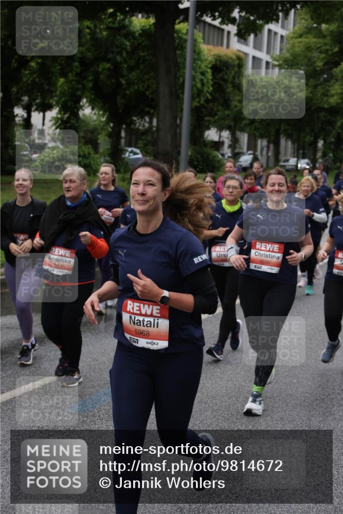 14.06.2026 - REWE Women's Run Jannik Wohlers http://msf.ph/oto/9814672 14.06.2026 10:41:42 Laufen 5974, 5968, 7, 5639, 57 meine-sportfotos.de