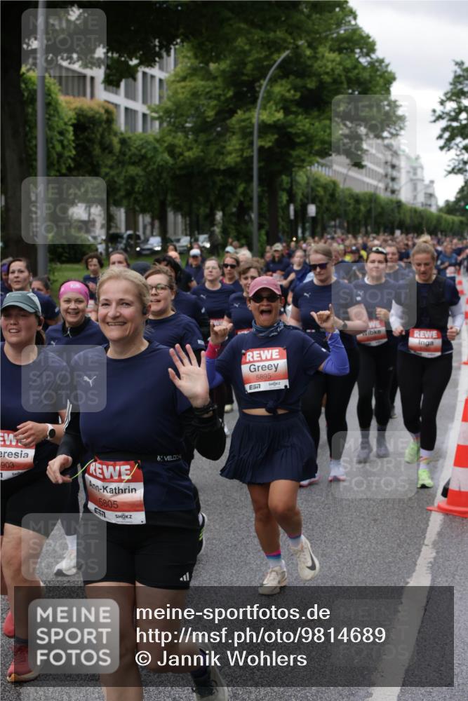 14.06.2026 - REWE Women's Run Jannik Wohlers http://msf.ph/oto/9814689 14.06.2026 10:41:45 Laufen 903, 1, 5805, 5895, 57 meine-sportfotos.de