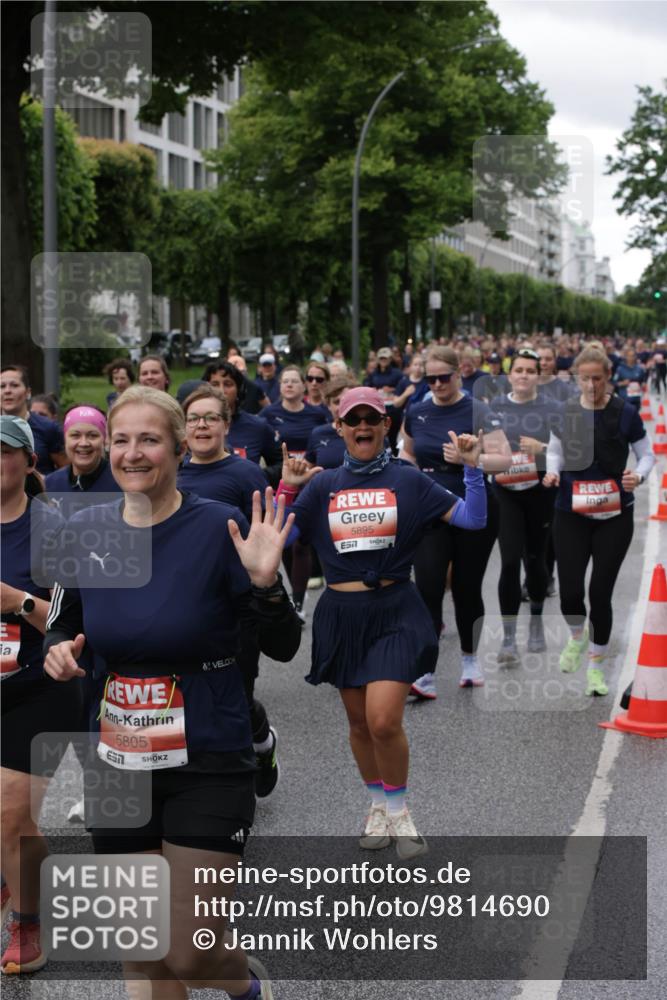 14.06.2026 - REWE Women's Run Jannik Wohlers http://msf.ph/oto/9814690 14.06.2026 10:41:45 Laufen 5805, 5895, 77 meine-sportfotos.de