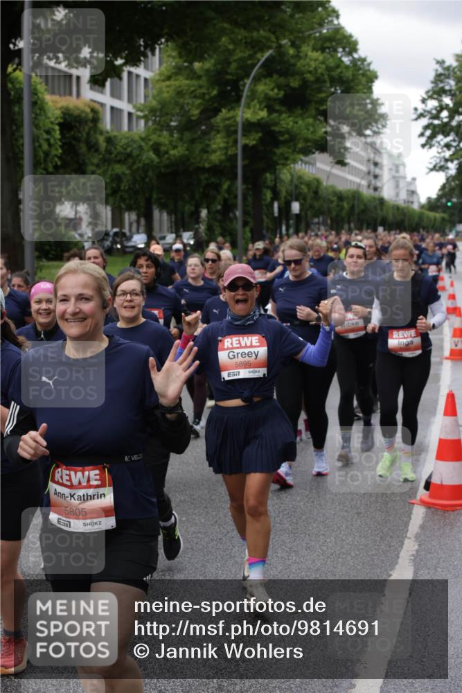 14.06.2026 - REWE Women's Run Jannik Wohlers http://msf.ph/oto/9814691 14.06.2026 10:41:45 Laufen 5805, 5895, 7 meine-sportfotos.de
