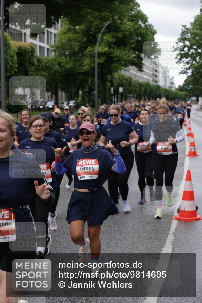 14.06.2026 - REWE Women's Run Jannik Wohlers http://msf.ph/oto/9814695 14.06.2026 10:41:45 Laufen 5, 5895 meine-sportfotos.de