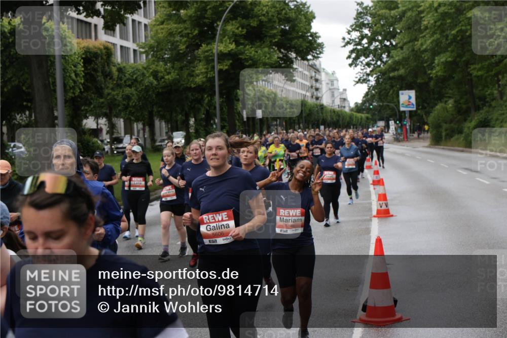 14.06.2026 - REWE Women's Run Jannik Wohlers http://msf.ph/oto/9814714 14.06.2026 10:41:48 Laufen 5606, 657, 5149 meine-sportfotos.de