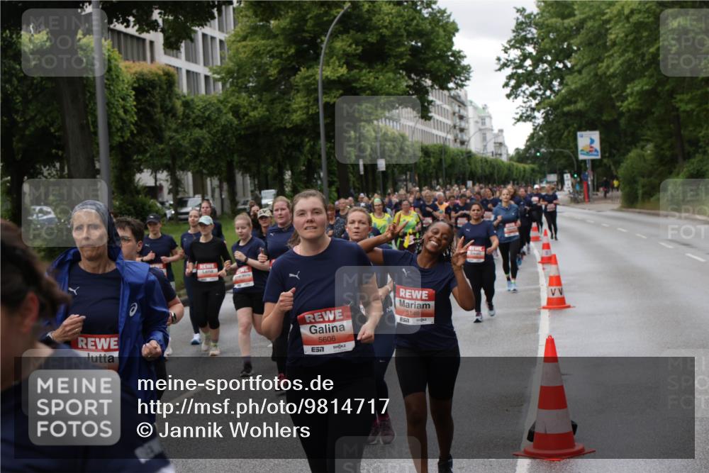 14.06.2026 - REWE Women's Run Jannik Wohlers http://msf.ph/oto/9814717 14.06.2026 10:41:49 Laufen 5606, 5149, 7 meine-sportfotos.de
