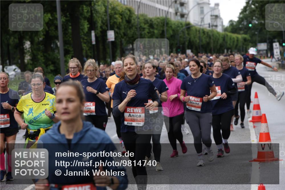 14.06.2026 - REWE Women's Run Jannik Wohlers http://msf.ph/oto/9814740 14.06.2026 10:41:55 Laufen 200, 5074, 5799, 5735 meine-sportfotos.de