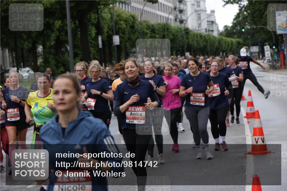 14.06.2026 - REWE Women's Run Jannik Wohlers http://msf.ph/oto/9814742 14.06.2026 10:41:55 Laufen 5799 meine-sportfotos.de