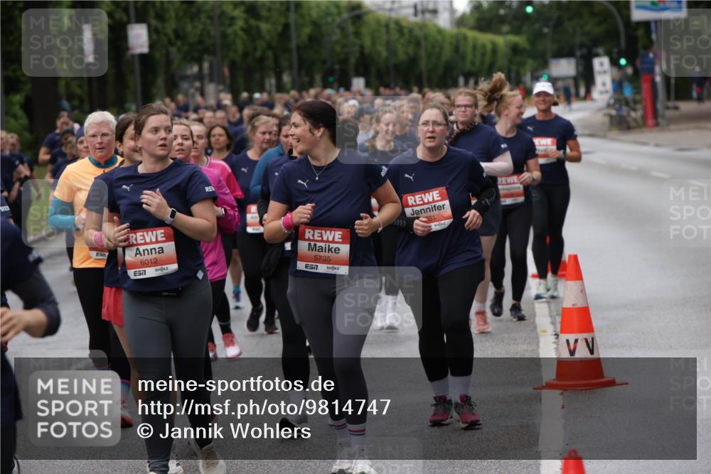 14.06.2026 - REWE Women's Run Jannik Wohlers http://msf.ph/oto/9814747 14.06.2026 10:41:56 Laufen 6012, 7, 5735, 81 meine-sportfotos.de