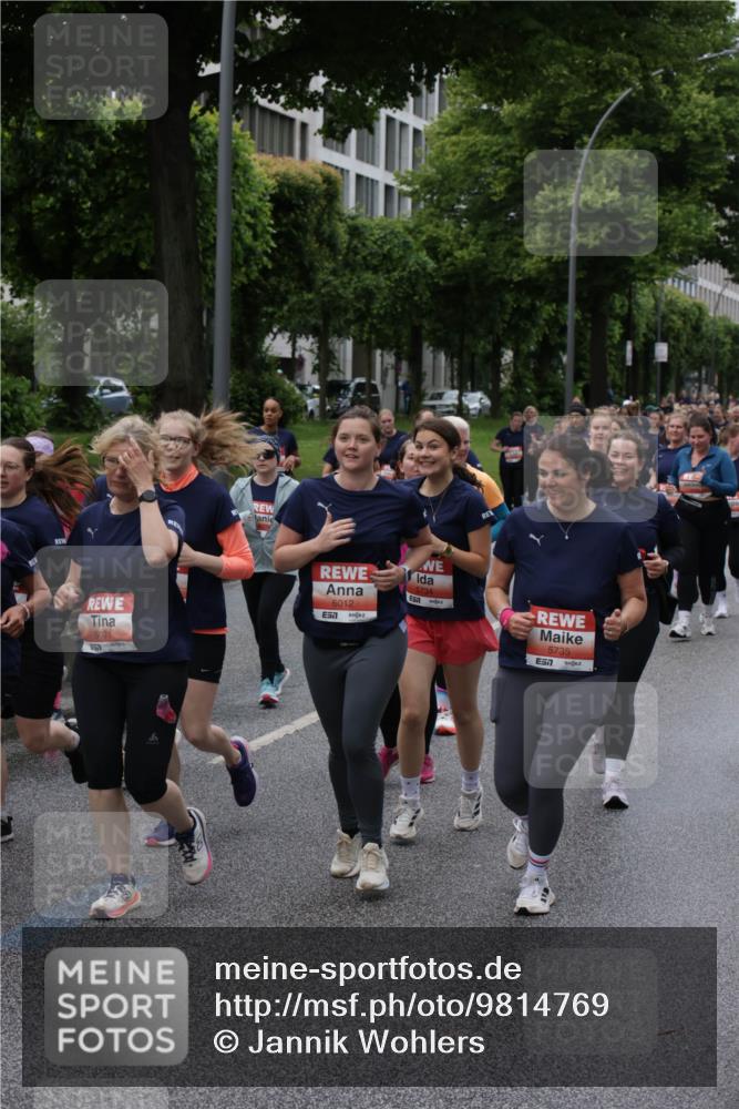 14.06.2026 - REWE Women's Run Jannik Wohlers http://msf.ph/oto/9814769 14.06.2026 10:42:00 Laufen 5071, 157, 6012, 57, 5735, 57 meine-sportfotos.de