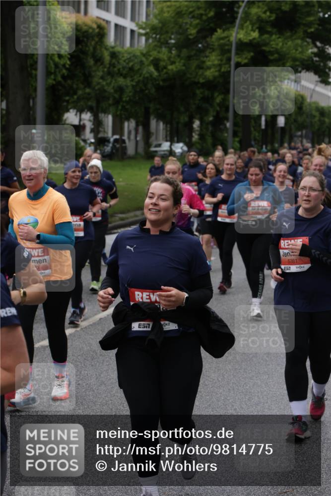 14.06.2026 - REWE Women's Run Jannik Wohlers http://msf.ph/oto/9814775 14.06.2026 10:42:01 Laufen 0, 57, 5781, 57 meine-sportfotos.de