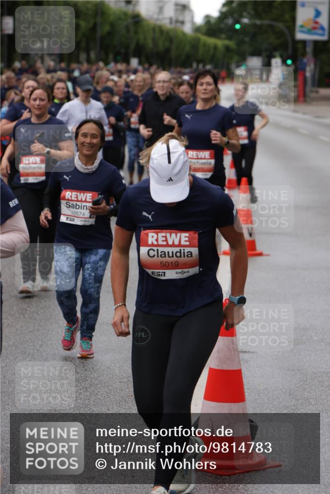 14.06.2026 - REWE Women's Run Jannik Wohlers http://msf.ph/oto/9814783 14.06.2026 10:42:04 Laufen 10574, 5019 meine-sportfotos.de