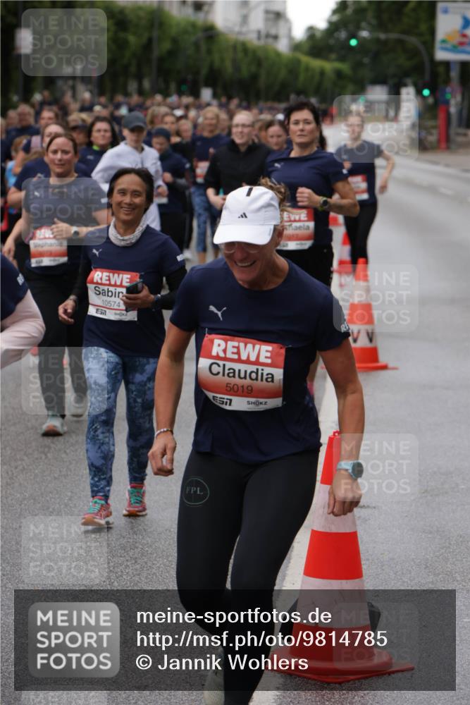 14.06.2026 - REWE Women's Run Jannik Wohlers http://msf.ph/oto/9814785 14.06.2026 10:42:04 Laufen 10574, 5019 meine-sportfotos.de