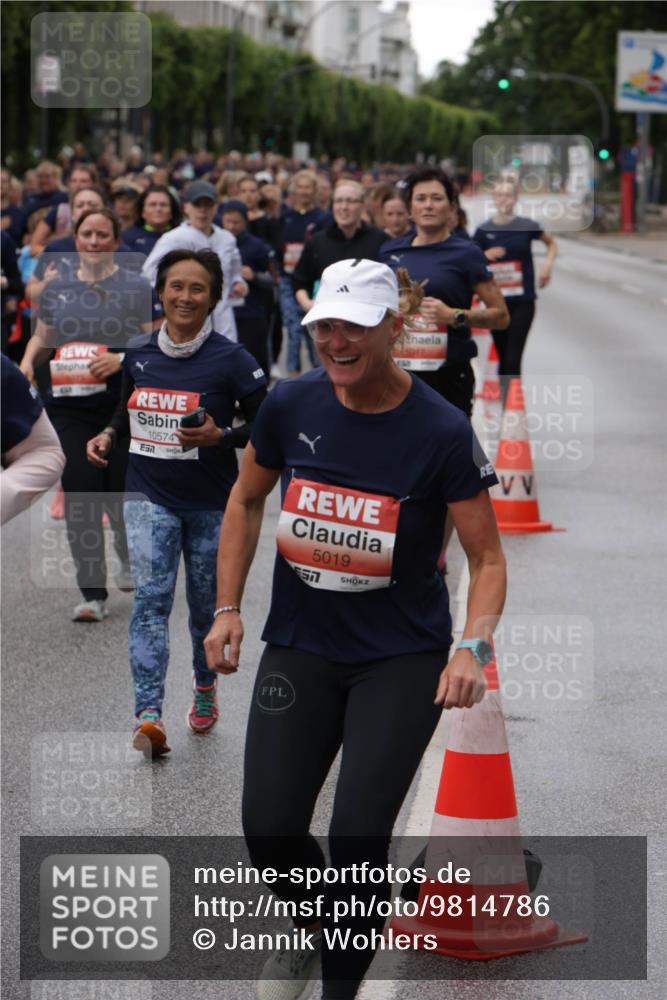 14.06.2026 - REWE Women's Run Jannik Wohlers http://msf.ph/oto/9814786 14.06.2026 10:42:04 Laufen 10574, 5019, 57 meine-sportfotos.de