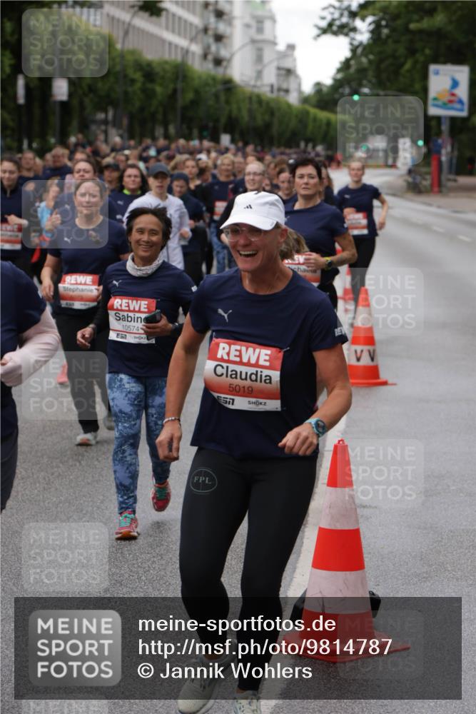 14.06.2026 - REWE Women's Run Jannik Wohlers http://msf.ph/oto/9814787 14.06.2026 10:42:04 Laufen 10574, 7, 5019, 7 meine-sportfotos.de