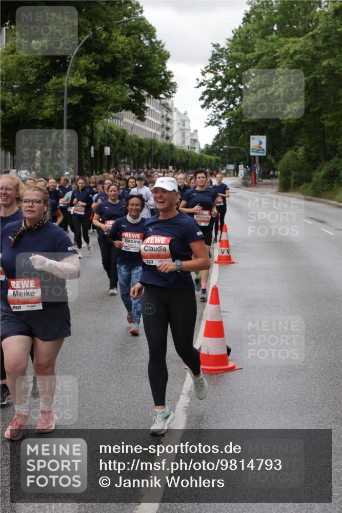 14.06.2026 - REWE Women's Run Jannik Wohlers http://msf.ph/oto/9814793 14.06.2026 10:42:04 Laufen 5019, 7, 5155, 7 meine-sportfotos.de