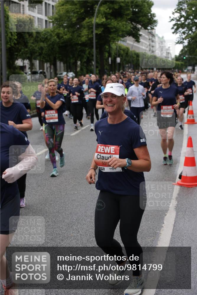 14.06.2026 - REWE Women's Run Jannik Wohlers http://msf.ph/oto/9814799 14.06.2026 10:42:06 Laufen 501 meine-sportfotos.de