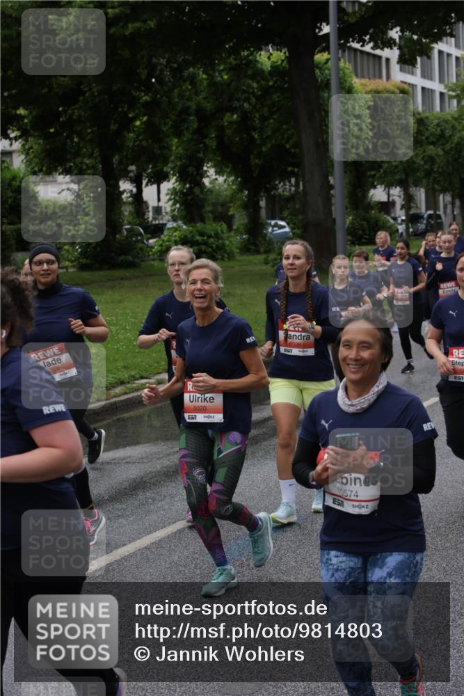14.06.2026 - REWE Women's Run Jannik Wohlers http://msf.ph/oto/9814803 14.06.2026 10:42:07 Laufen 279, 5020, 57, 6028, 7, 10574 meine-sportfotos.de