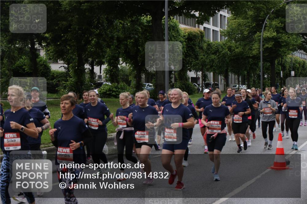 14.06.2026 - REWE Women's Run Jannik Wohlers http://msf.ph/oto/9814832 14.06.2026 10:42:16 Laufen 5016, 6018 meine-sportfotos.de