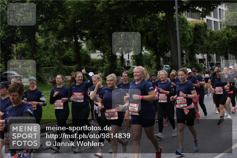 14.06.2026 - REWE Women's Run Jannik Wohlers http://msf.ph/oto/9814839 14.06.2026 10:42:17 Laufen 5018, 37 meine-sportfotos.de