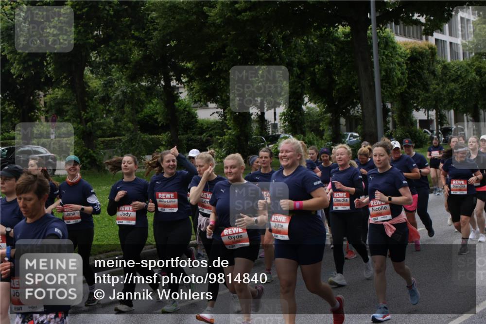 14.06.2026 - REWE Women's Run Jannik Wohlers http://msf.ph/oto/9814840 14.06.2026 10:42:17 Laufen 5018, 6844 meine-sportfotos.de