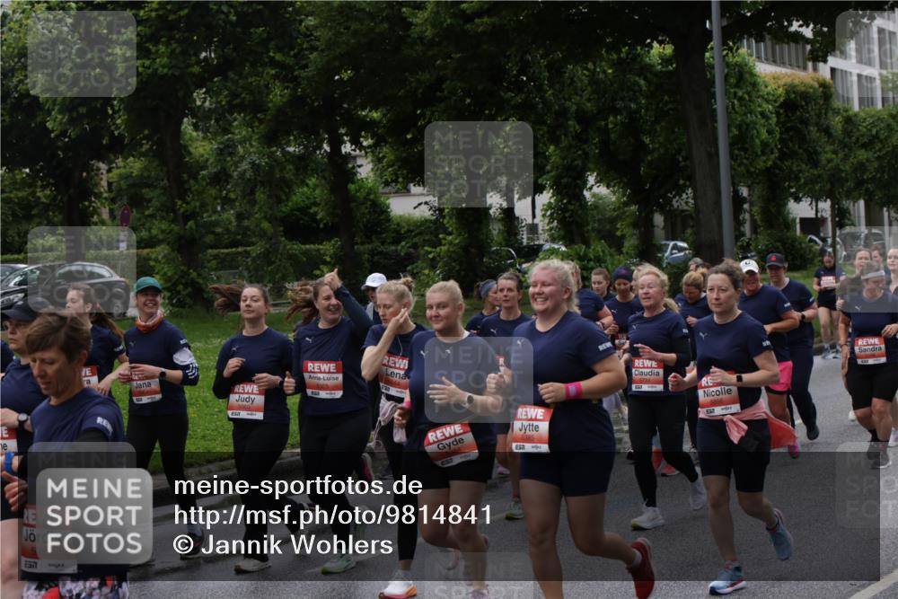 14.06.2026 - REWE Women's Run Jannik Wohlers http://msf.ph/oto/9814841 14.06.2026 10:42:17 Laufen 5018, 5844, 5856 meine-sportfotos.de