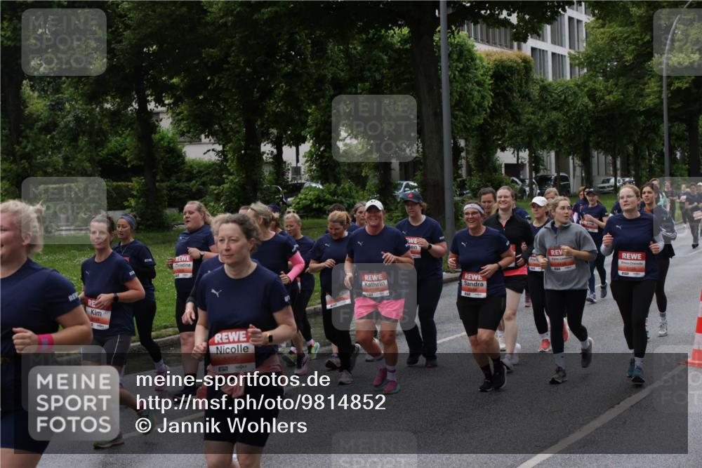 14.06.2026 - REWE Women's Run Jannik Wohlers http://msf.ph/oto/9814852 14.06.2026 10:42:18 Laufen 5856, 7 meine-sportfotos.de