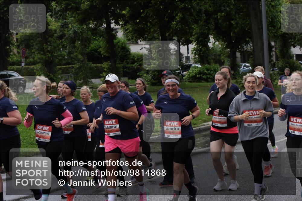 14.06.2026 - REWE Women's Run Jannik Wohlers http://msf.ph/oto/9814868 14.06.2026 10:42:20 Laufen 5197, 5347, 5348, 5190, 5129, 5128 meine-sportfotos.de