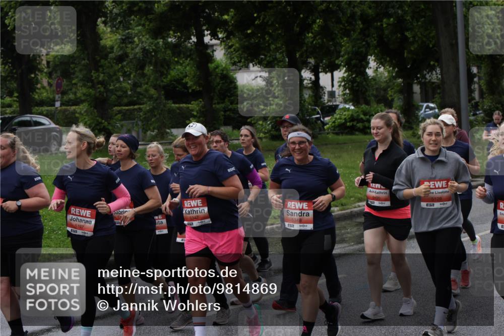 14.06.2026 - REWE Women's Run Jannik Wohlers http://msf.ph/oto/9814869 14.06.2026 10:42:20 Laufen 5197, 5347, 5348, 7, 5190, 5129, 7 meine-sportfotos.de