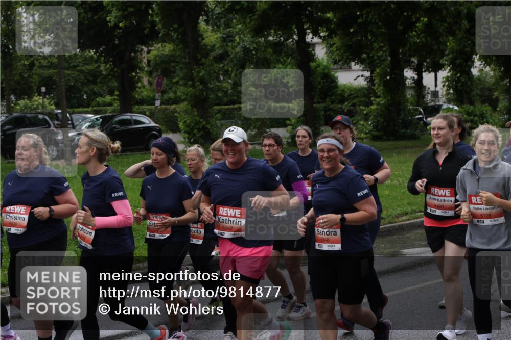 14.06.2026 - REWE Women's Run Jannik Wohlers http://msf.ph/oto/9814877 14.06.2026 10:42:20 Laufen 5926, 5197, 572, 5347, 657, 5348, 5190, 7, 5129, 51 meine-sportfotos.de
