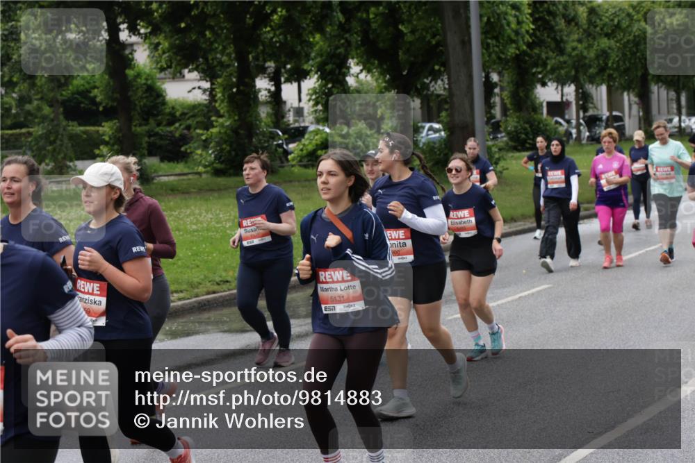 14.06.2026 - REWE Women's Run Jannik Wohlers http://msf.ph/oto/9814883 14.06.2026 10:42:22 Laufen 59, 57, 5131, 651 meine-sportfotos.de