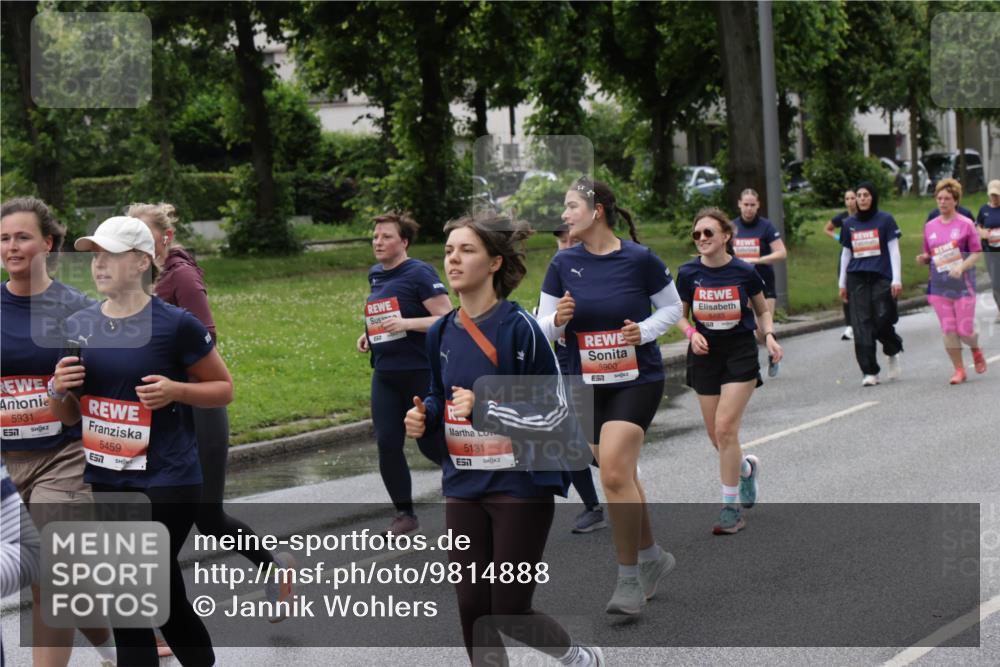 14.06.2026 - REWE Women's Run Jannik Wohlers http://msf.ph/oto/9814888 14.06.2026 10:42:22 Laufen 5931, 5459, 5131, 5900, 57, 5483 meine-sportfotos.de