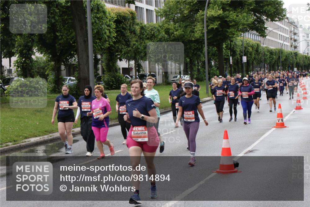 14.06.2026 - REWE Women's Run Jannik Wohlers http://msf.ph/oto/9814894 14.06.2026 10:42:23 Laufen 5100 meine-sportfotos.de