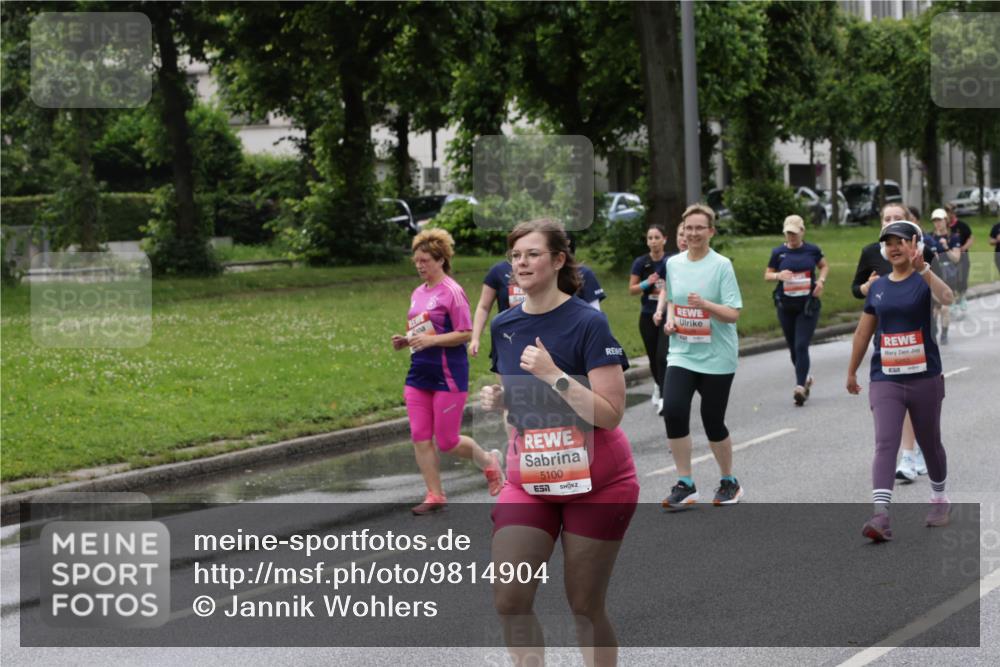 14.06.2026 - REWE Women's Run Jannik Wohlers http://msf.ph/oto/9814904 14.06.2026 10:42:25 Laufen 5100 meine-sportfotos.de