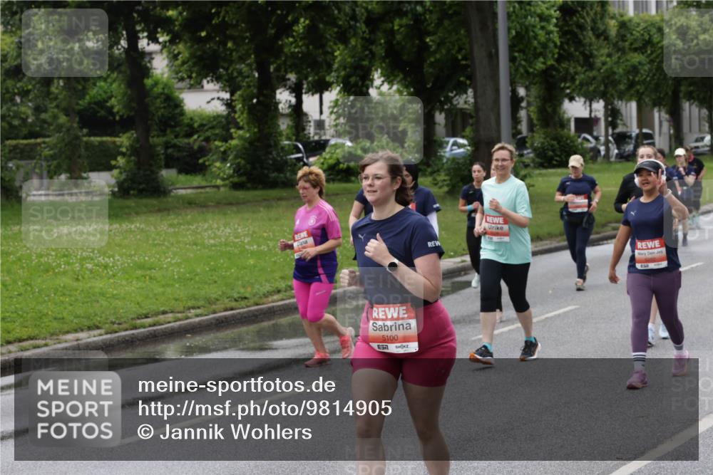 14.06.2026 - REWE Women's Run Jannik Wohlers http://msf.ph/oto/9814905 14.06.2026 10:42:25 Laufen 5100 meine-sportfotos.de