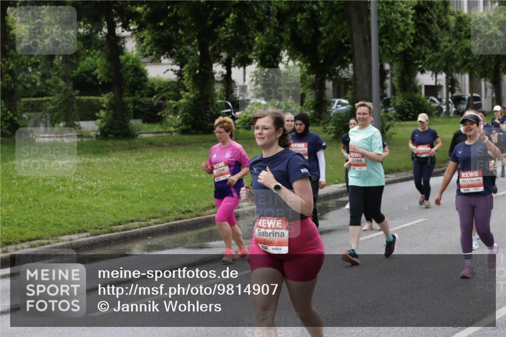 14.06.2026 - REWE Women's Run Jannik Wohlers http://msf.ph/oto/9814907 14.06.2026 10:42:25 Laufen 5100 meine-sportfotos.de