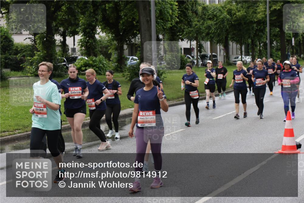 14.06.2026 - REWE Women's Run Jannik Wohlers http://msf.ph/oto/9814912 14.06.2026 10:42:27 Laufen 5028, 5252 meine-sportfotos.de